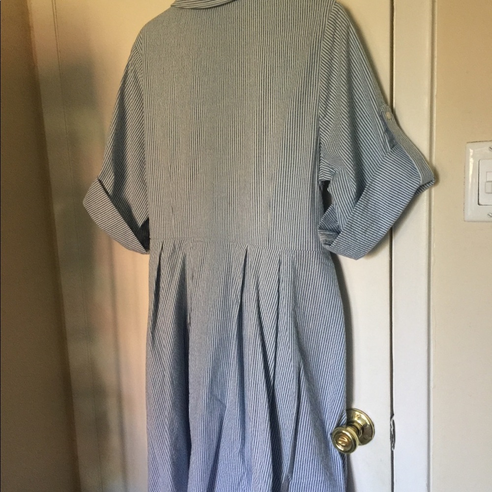 Button Up Dress - Picture 3 of 3